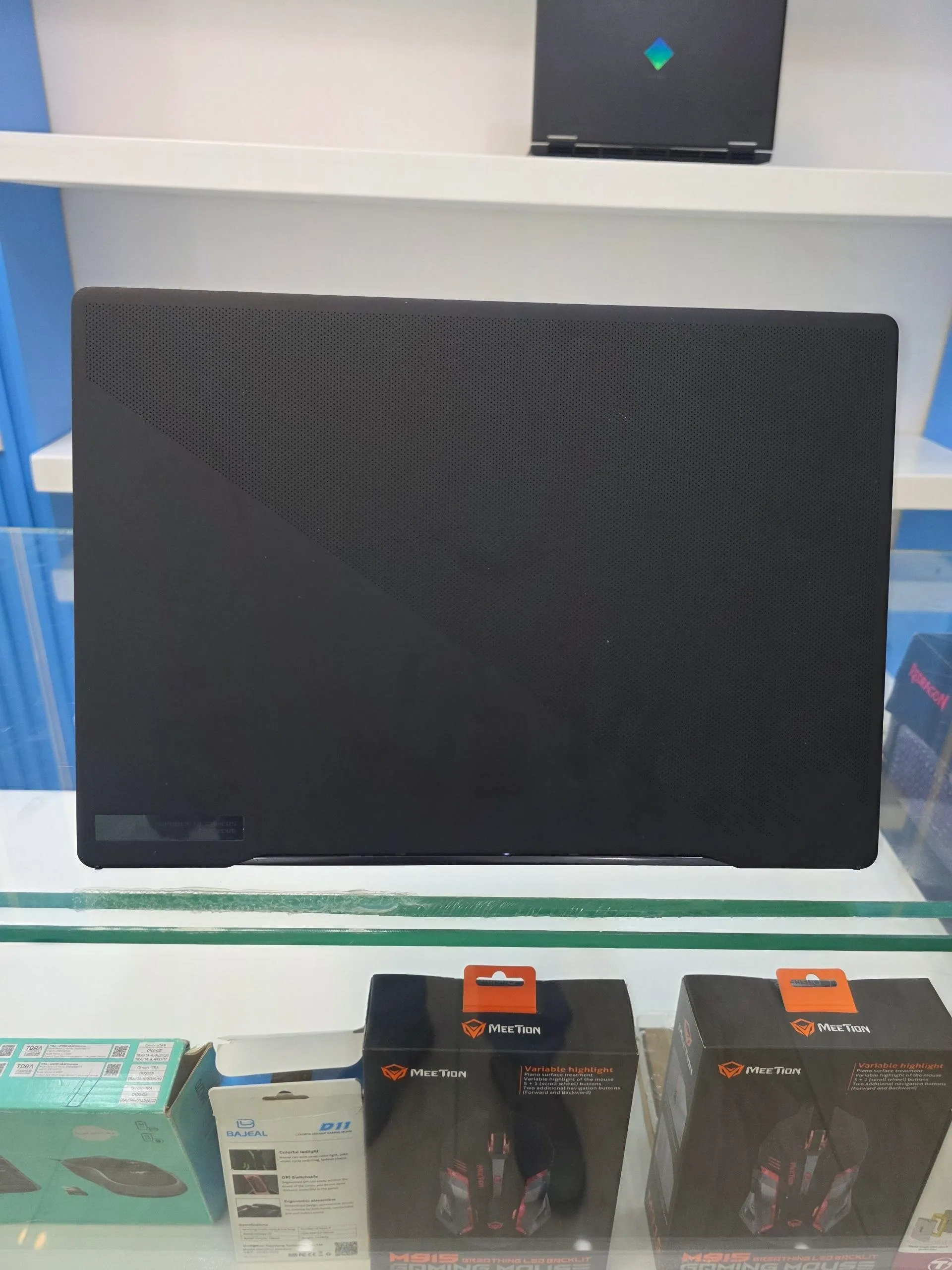ASUS ROG Zephyrus i9 RTX 4070 Laptop – photo 3