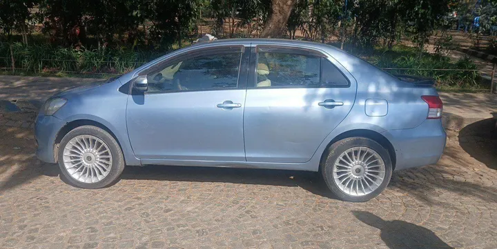 Toyota Yaris Belta 2010 Automatic – photo 8