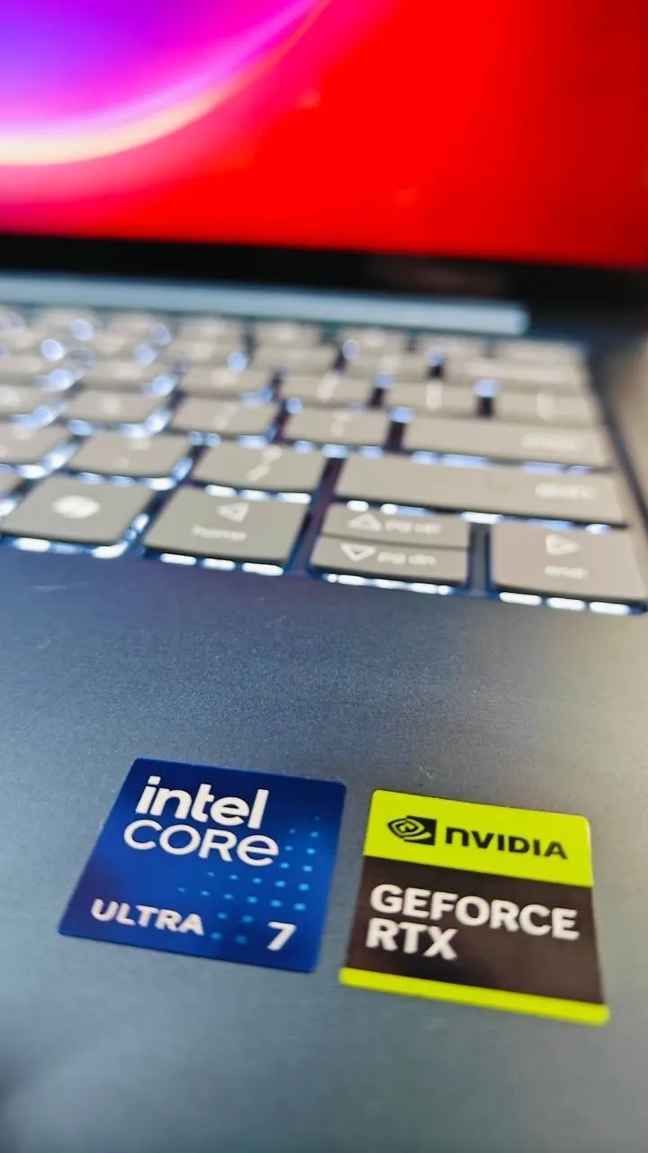 Lenovo Yoga Pro 7 Ultra 7 RTX 4050 – photo 4