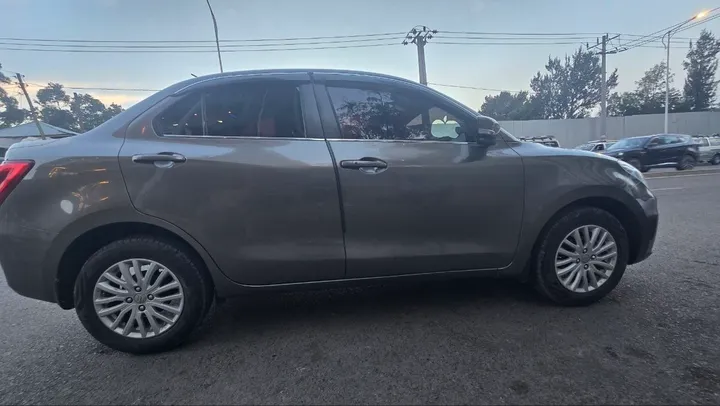 Suzuki Dzire 2021 Automatic – photo 3