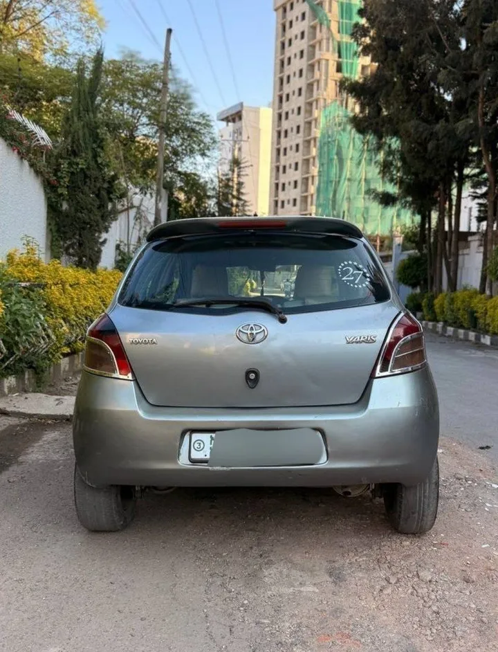 Toyota Yaris Compact 2007 Manual – photo 5