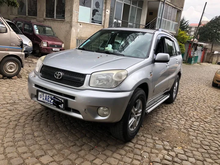 Toyota RAV4 2005 Manual – photo 3