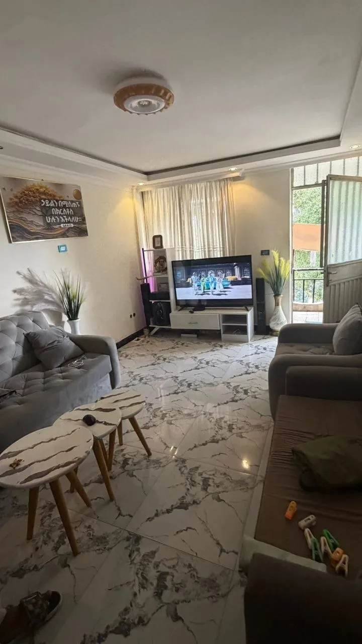 2-Bedroom Condominium for Sale in Summit – photo 3
