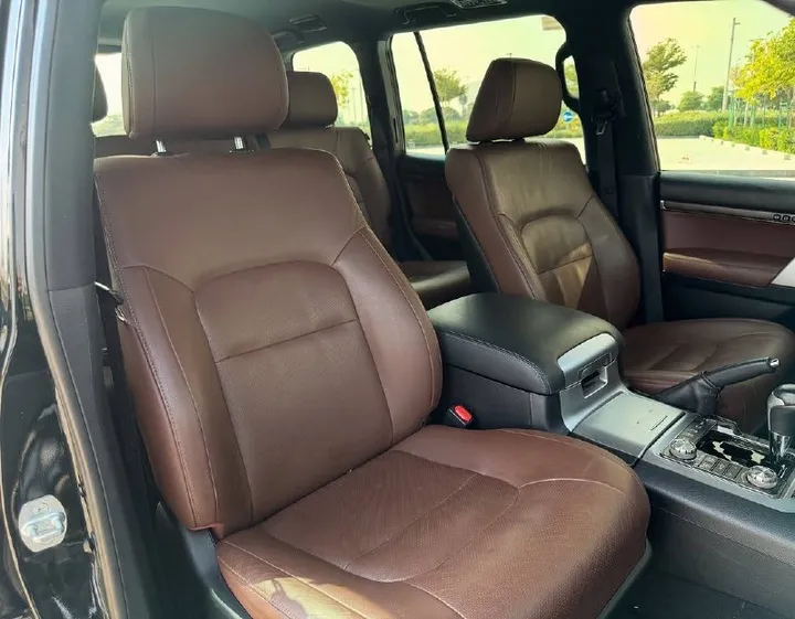 Toyota Land Cruiser VXR 2019 – photo 7