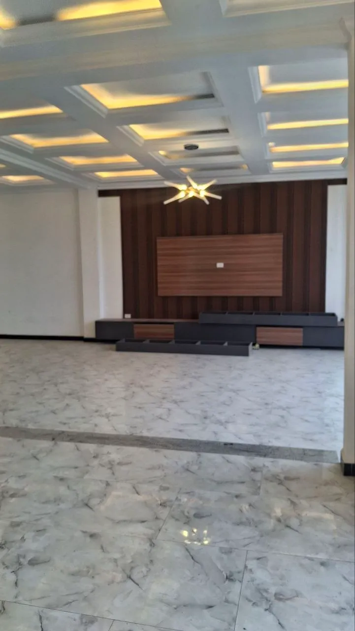 Modern G+3 House in Summit – photo 6