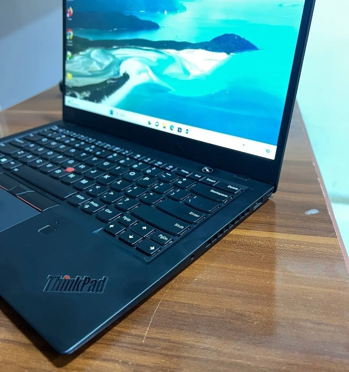 Lenovo X1 Carbon i5 Laptop – photo 3