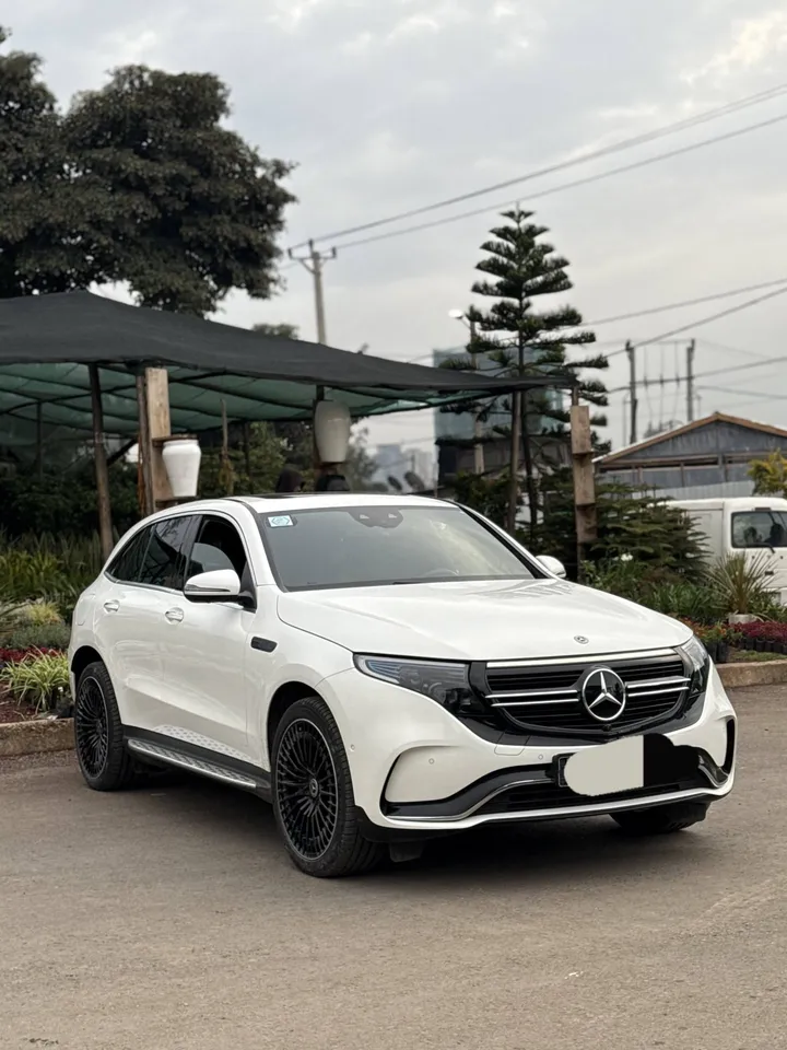 Mercedes-Benz EQC 400 4Matic – photo 5