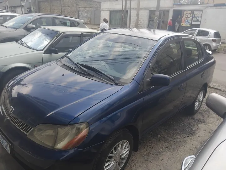 Toyota Platz 2001 Automatic – photo 3