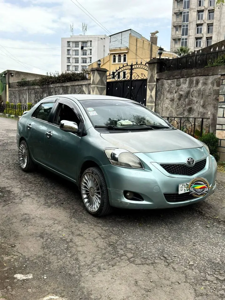 Toyota Yaris Belta 2010 – photo 6