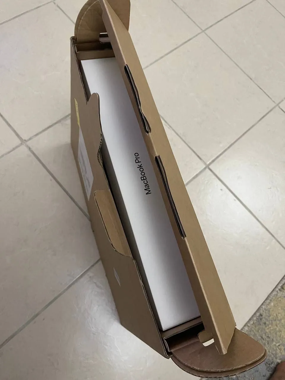 Apple MacBook Pro 16-inch M4 Pro – photo 4