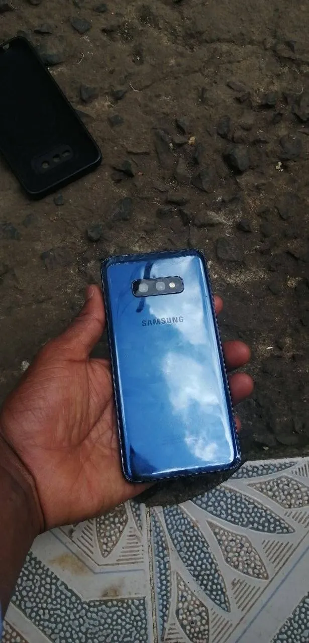 Samsung Galaxy S10e 128GB – photo 6