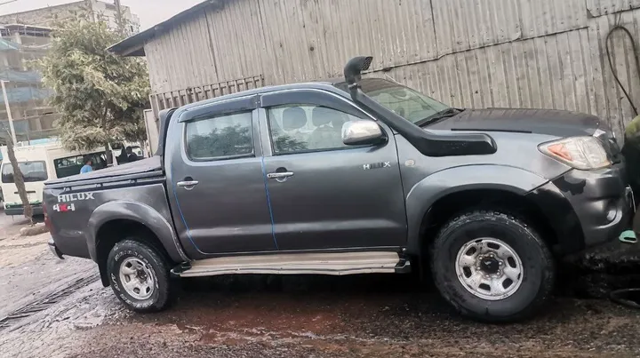 2010 Toyota Hilux Double Cab – photo 5
