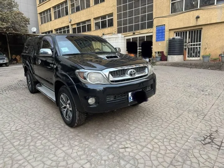 Toyota Hilux King Cab 2010 – photo 4