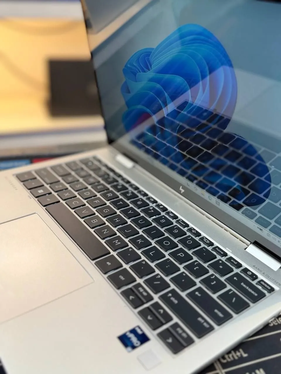 HP EliteBook x360 830 G9 Laptop – photo 3