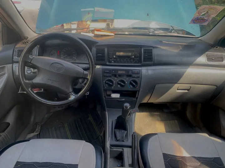 Toyota Corolla 2003 Manual – photo 5