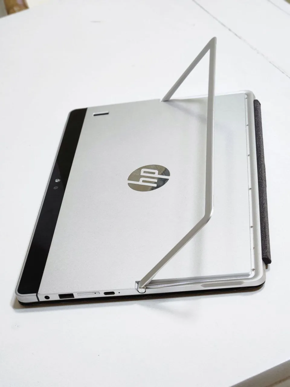 HP Elite X2 Detachable Touchscreen Core M7 – photo 4