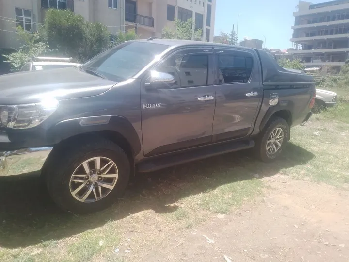 Toyota Hilux Revo Double Cabin 2020 – photo 3