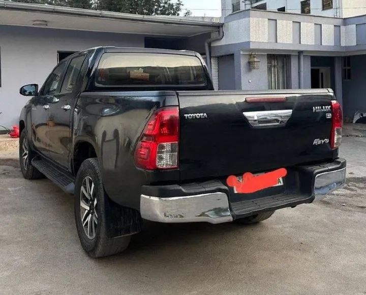 Toyota Revo Double Cab 2016 – photo 3