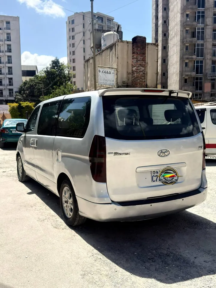 Hyundai Starex 2013 Diesel Van – photo 5