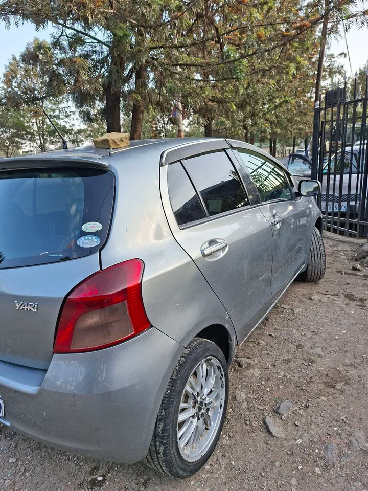 Toyota Yaris Compact 2007 Automatic – photo 7