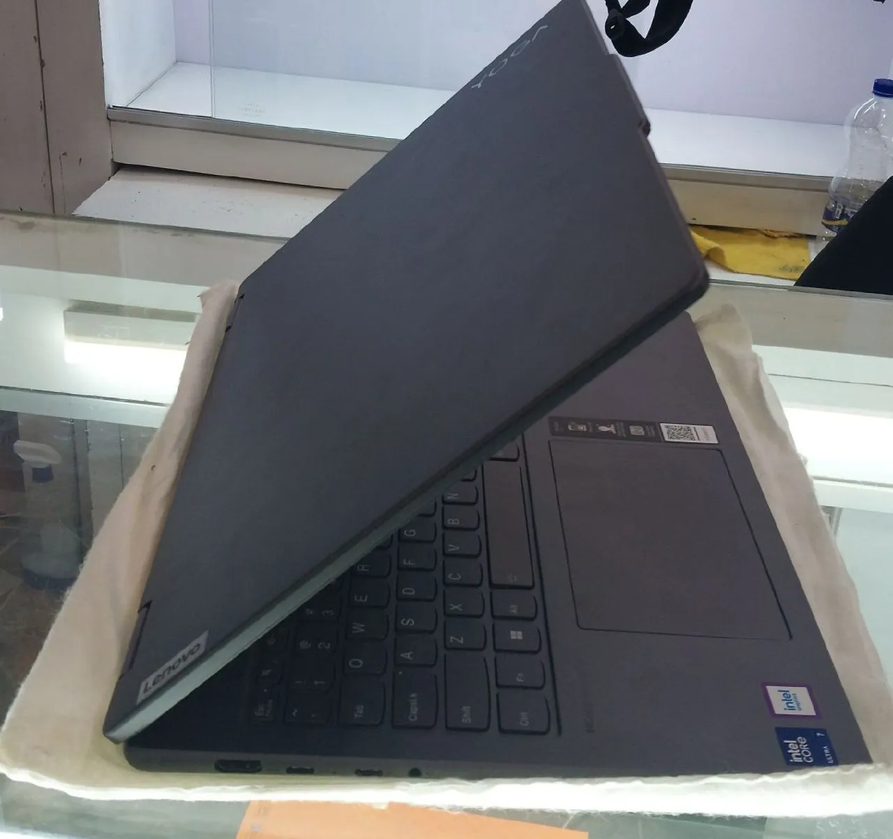 Lenovo Yoga 7i 2-in-1 Laptop – photo 4