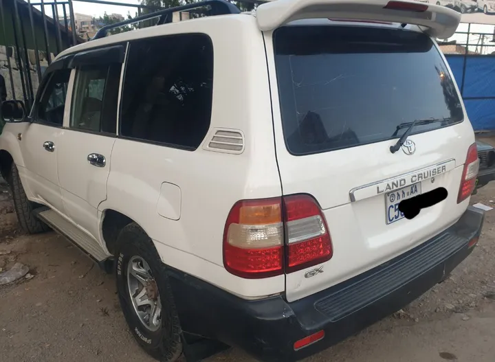 Toyota Land Cruiser 105 GX 2005 – photo 4