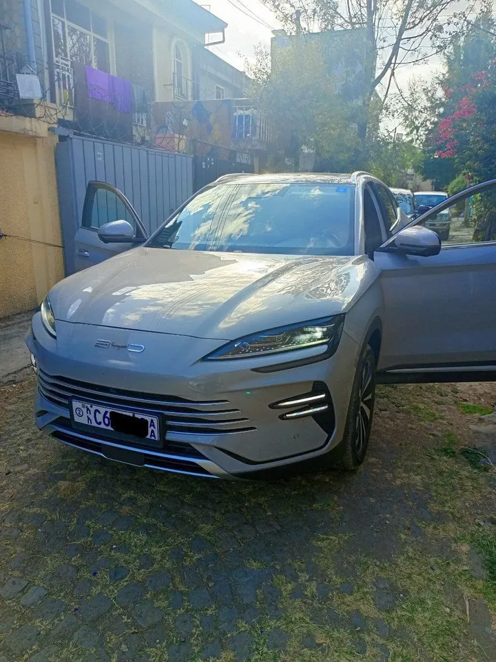 BYD Song Plus DM-I Hybrid SUV – photo 7