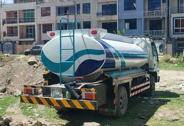 Isuzu 4:3 Diesel Truck – photo 4