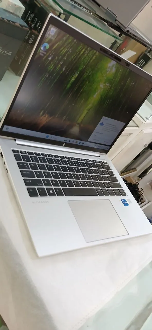 HP EliteBook 840 G10 i5 Laptop – photo 3