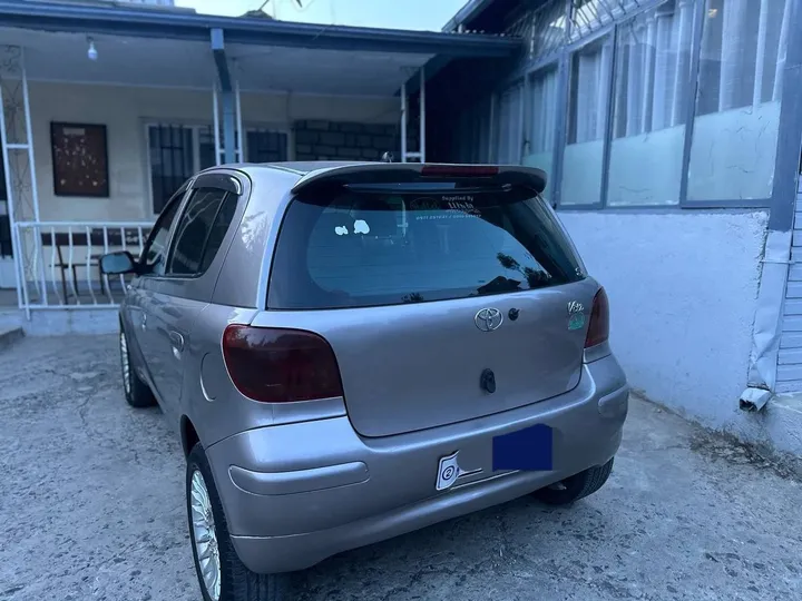 Toyota Vitz 2004 Automatic – photo 4