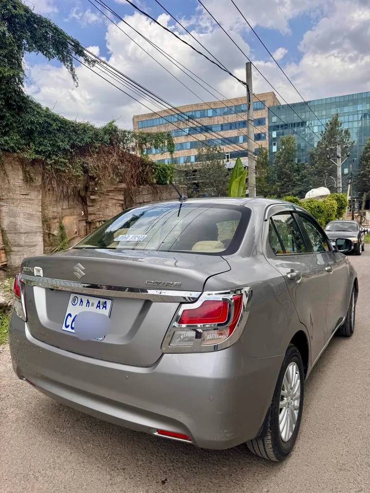 Suzuki Dzire 2021 Automatic – photo 5