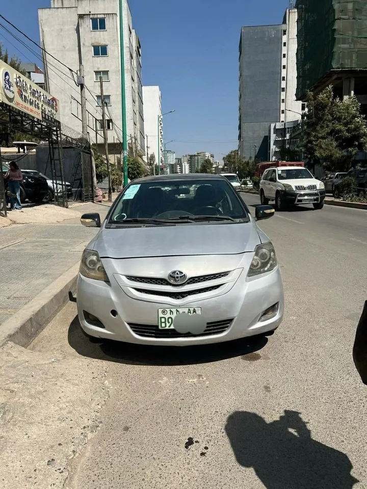 Toyota Yaris Belta 2007 Automatic – photo 4