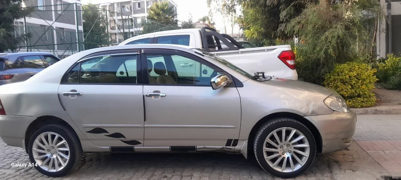 Toyota Corolla 2004 Automatic – photo 4