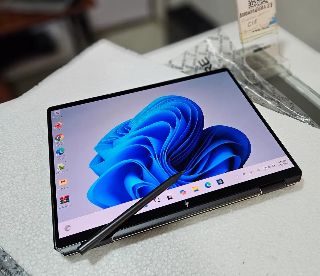 HP Spectre X360 2-in-1 Laptop – photo 3