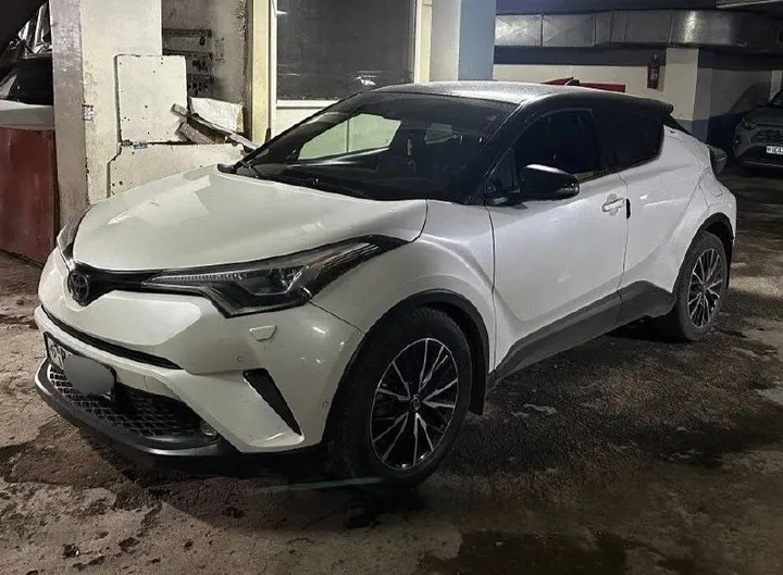 Toyota C-HR 2020 Full Option – photo 4