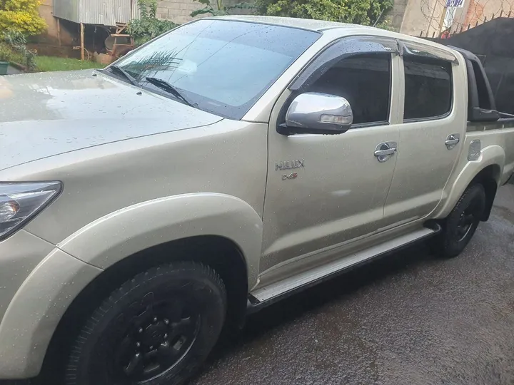 Toyota Hilux Double Cab 2013 – photo 4