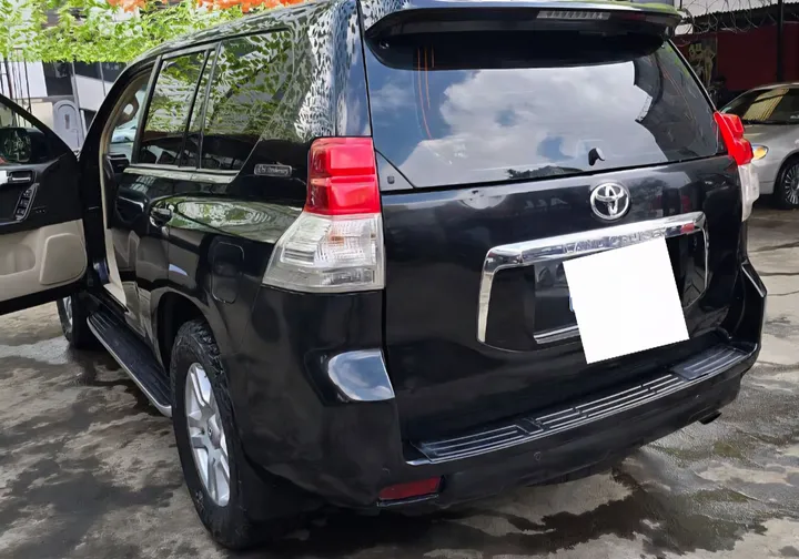 Toyota Landcruiser Prado 2013 – photo 3