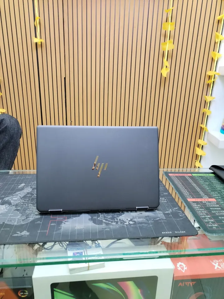 HP Spectre x360 i7 Convertible Laptop – photo 4