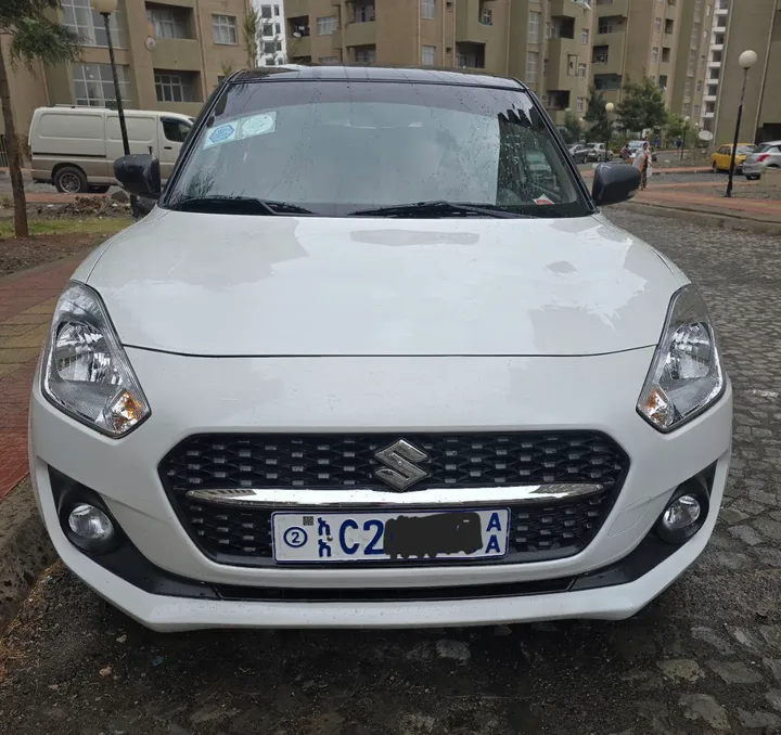 2022 Suzuki Swift Full Option – photo 5