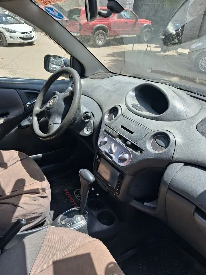 Toyota Vitz 2004 Automatic – photo 6