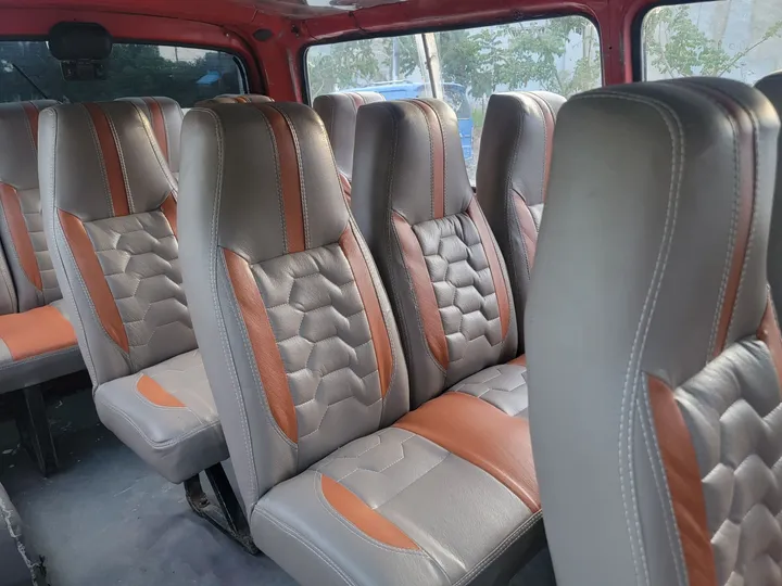 Toyota Van 2005 Model – photo 3