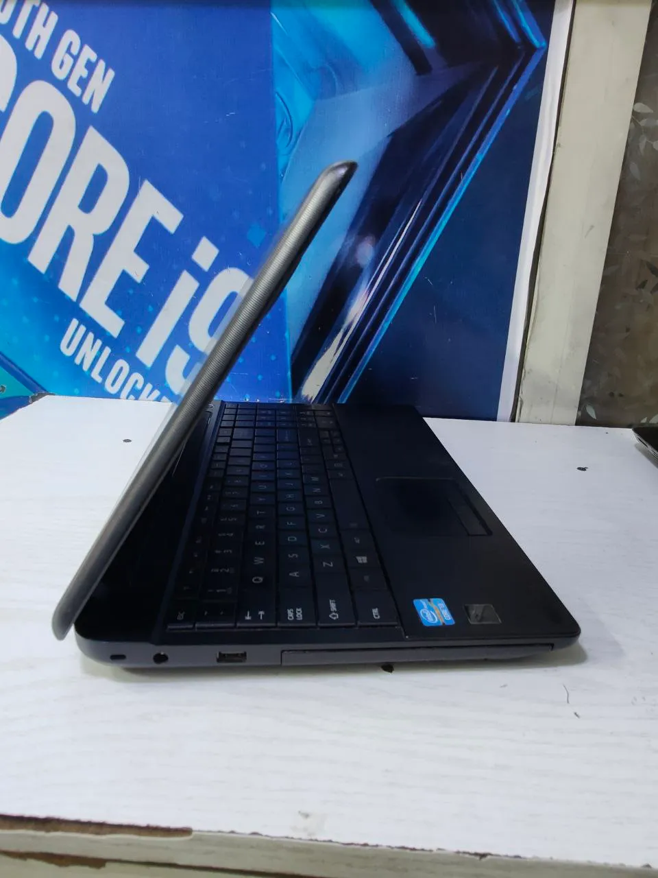 Toshiba Core i3 15.6-inch Laptop – photo 3