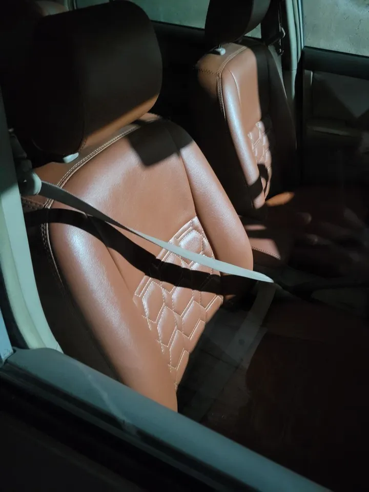 Toyota Corolla 2005 Automatic – photo 5