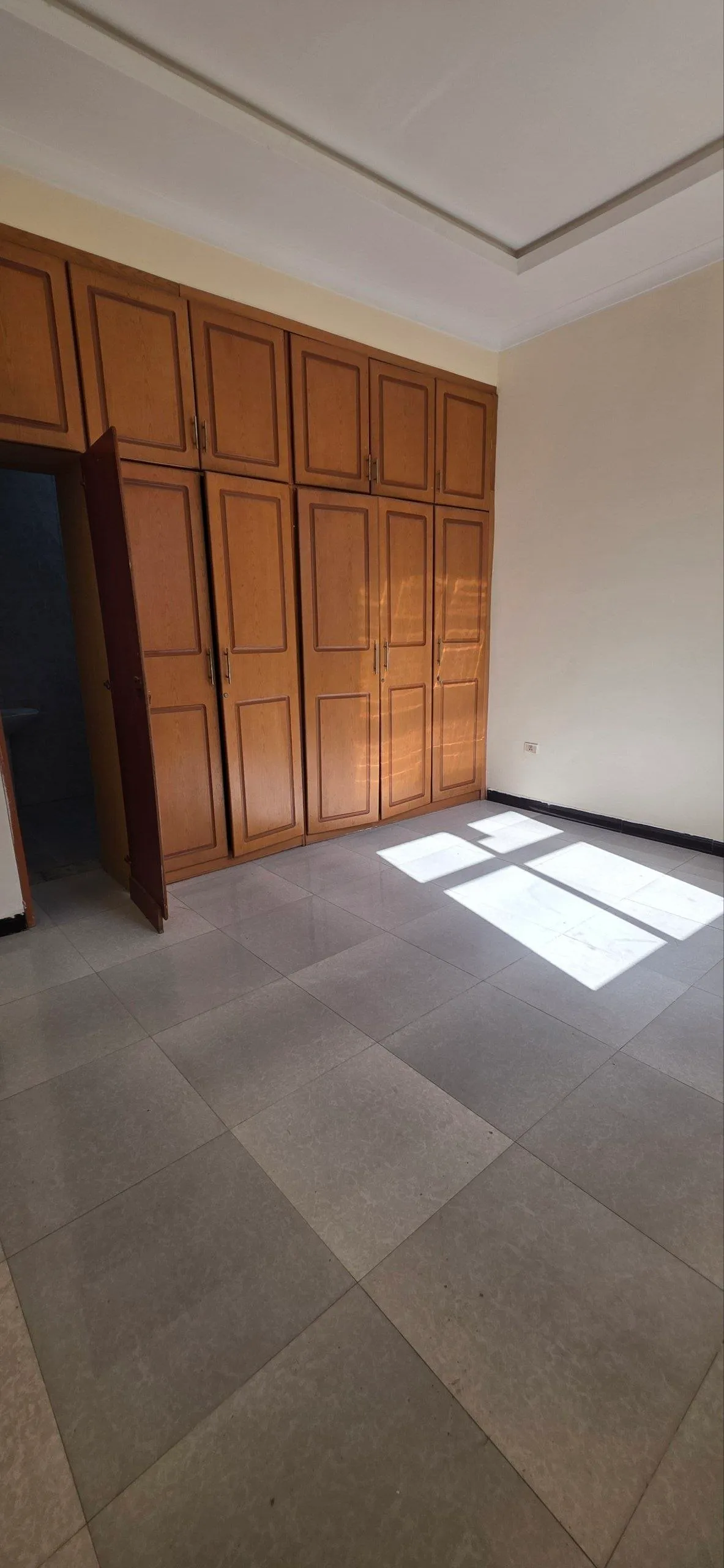Villa House for Sale in Ayat – photo 3
