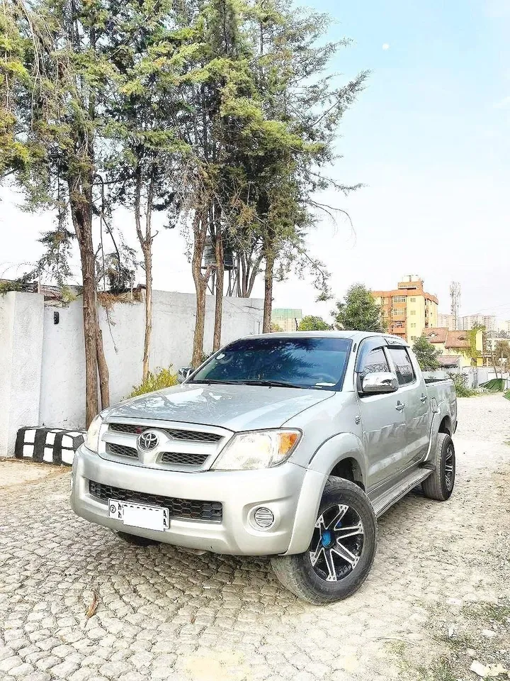 Toyota Hilux Double Cab 2012 – photo 3