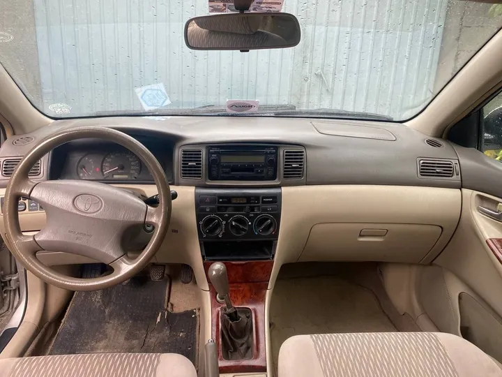 Toyota Corolla 2007 Manual – photo 7