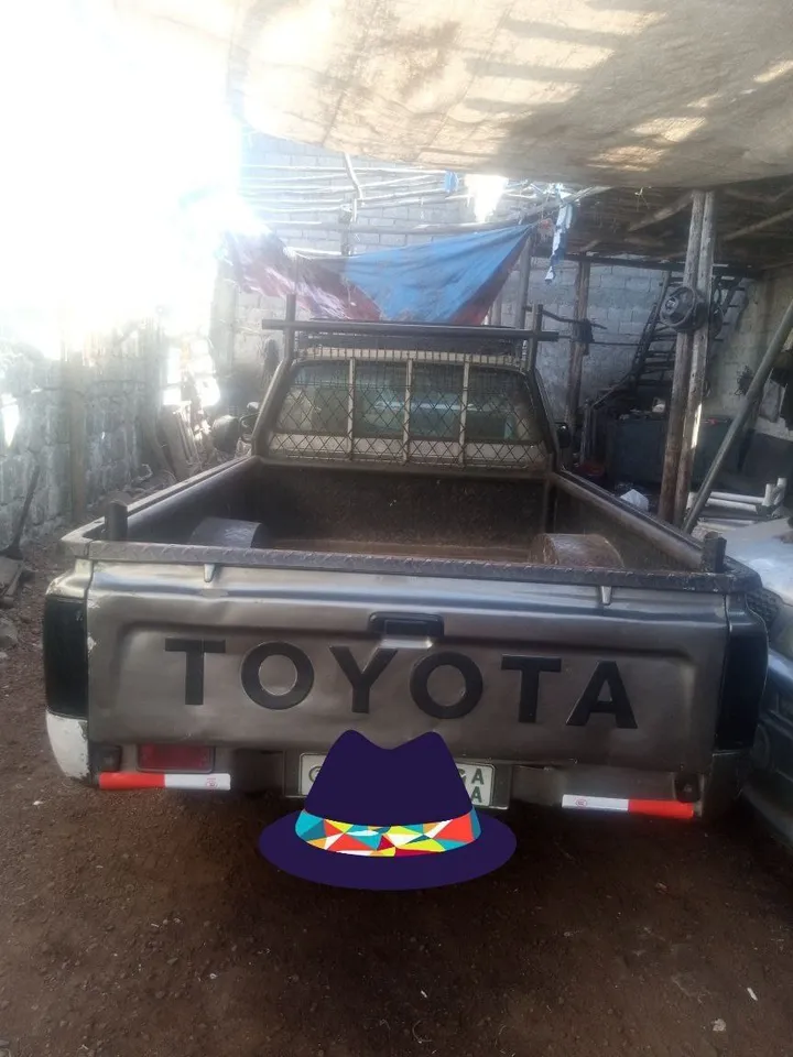 Toyota Hilux D4D 2003 – photo 3