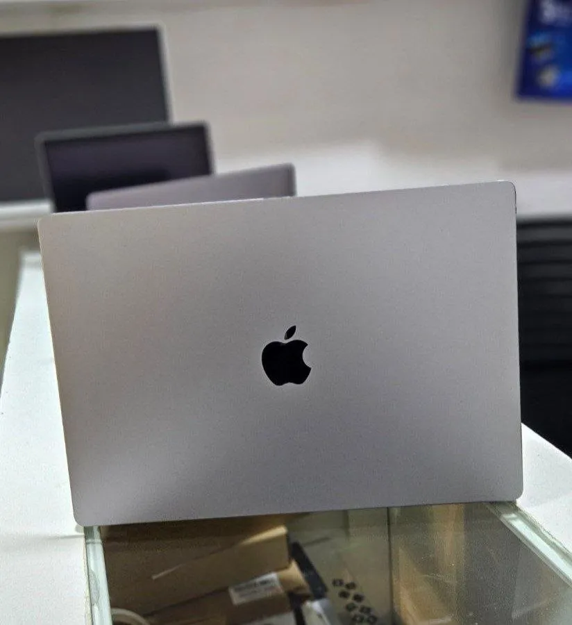 Apple MacBook M1 Max 16 inch – photo 4