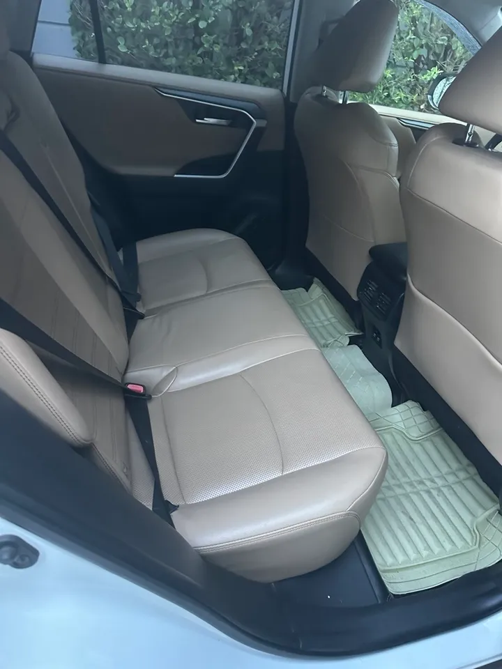 Toyota RAV4 2020 – photo 5