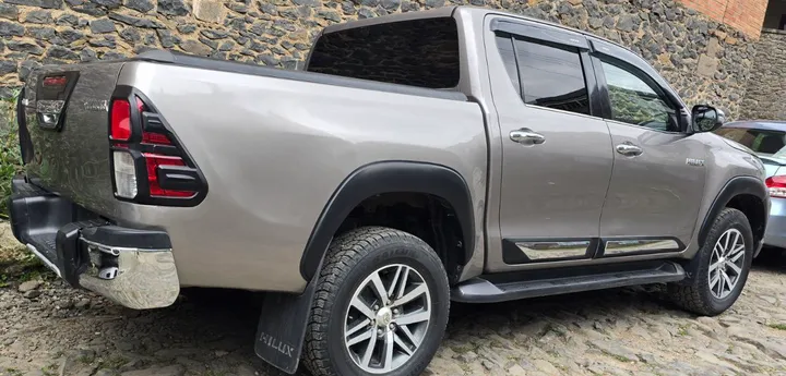 Toyota Revo Double Cab 2020 – photo 5